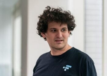 Сэм Бэнкман-Фрид заплатил адвокатам из денег, которые он подарил родителям