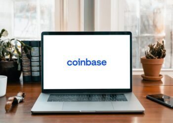 Coinbase призывает конвертировать USDT в свой токен USDC