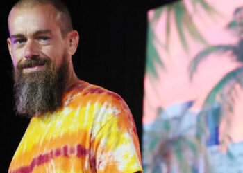 Сооснователь Twitter представил децентрализованный мессенджер Bitchat, который работает без интернета