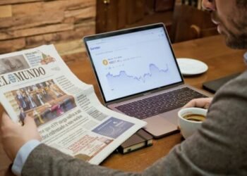 Медиа теряют интерес к Биткоину. Почему СМИ игнорируют рост криптовалют в 2025 году?