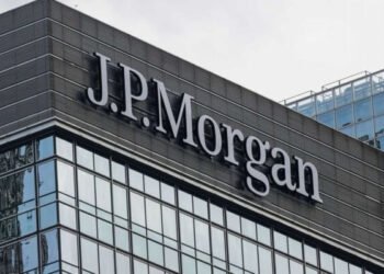 Банк JPMorgan хочет выдавать кредиты под залог биткоинов и эфиров. Что это значит для криптовалют на практике?