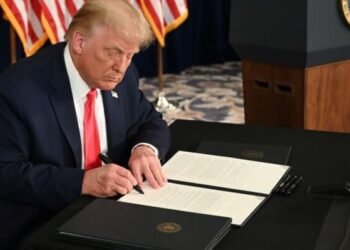 Сегодня Дональд Трамп подпишет законопроект GENIUS о стейблкоинах. Что он изменит для США?