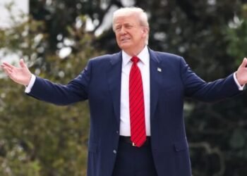 Трамп назначил в ФРС США экономиста, который поддерживает Биткоин. Почему это важно?