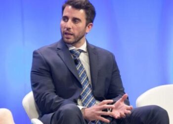 Компания Энтони Помплиано купила 450 BTC