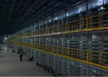 Российская налоговая назвала ожидаемую сумму поступлений от майнеров