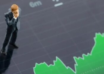 Биткоин растет на фоне Ормузского перемирия и разногласий в Эфириуме: что дальше