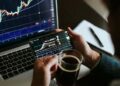 Вывод средств из ETF может быть сигналом на покупку биткоина — Santiment