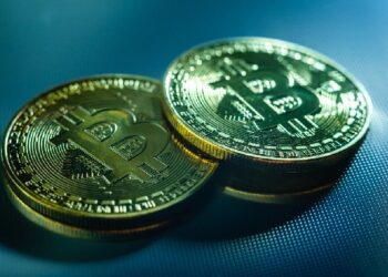 Страховая компания из Шанхая с активами в 12 миллионов долларов получила 2380 Bitcoin в обмен на свои акции
