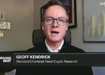 Аналитик Standard Chartered назвал способную обогнать биткоин и эфир криптовалюту