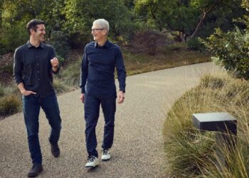 Стратегия Apple в отношении биткоина будет зависеть не только от Джона Тернуса