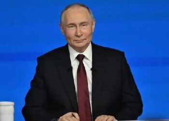 Путин велел разъяснить россиянам преимущества цифрового рубля