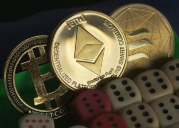 Santiment: FOMO вокруг Ethereum растет на фоне страха за биткоин и XRP